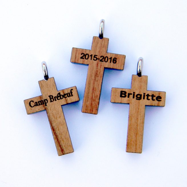 38C - Croix en bois