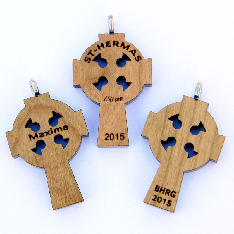 88A - Croix celtique en bois