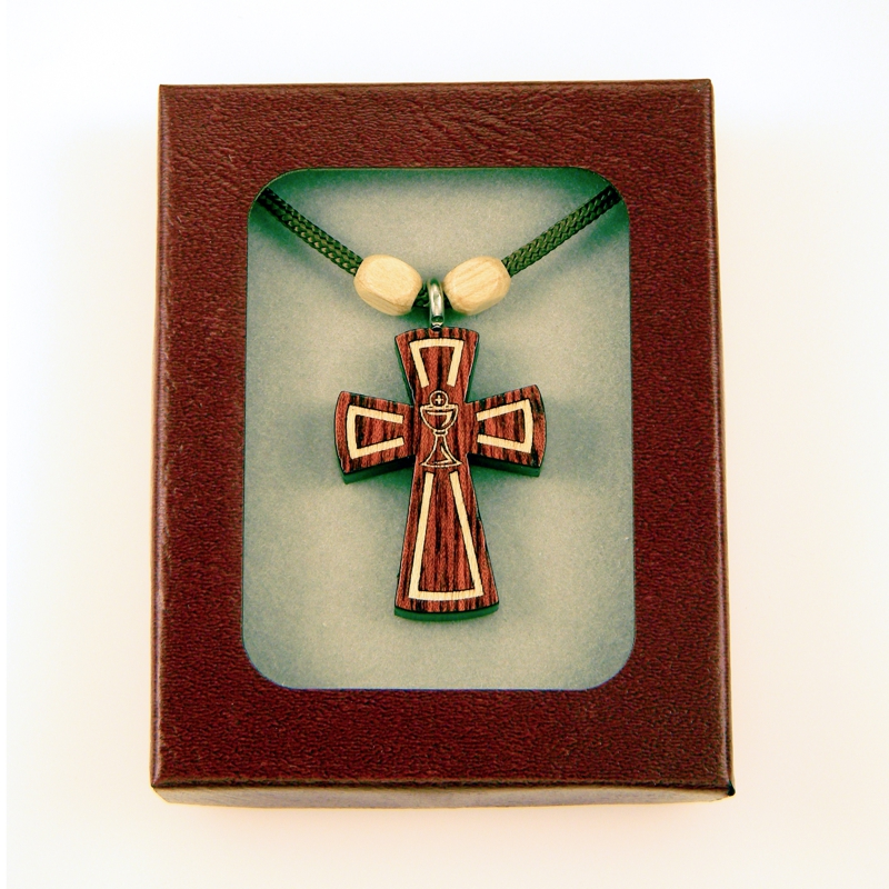 30B - Croix en bois, calice