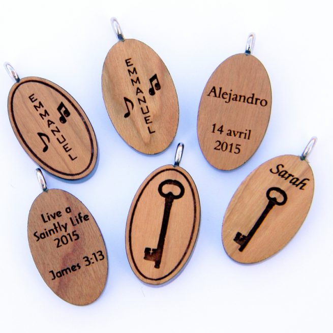 3R - Pendentif en bois