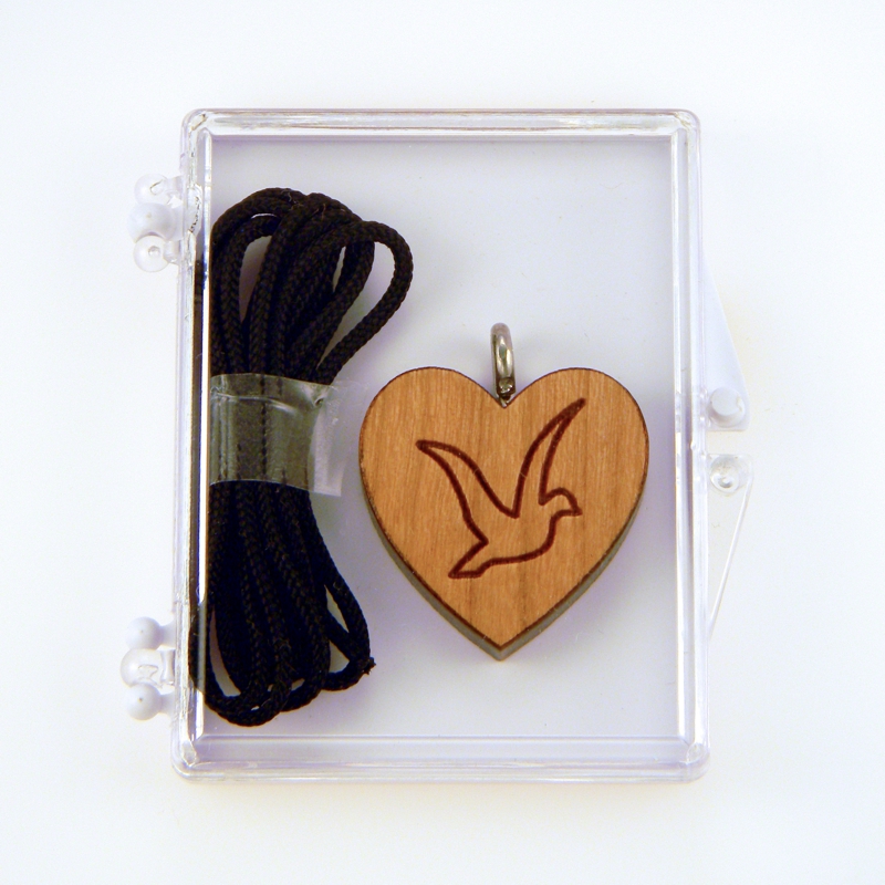 6E- Coeur en bois, colombe