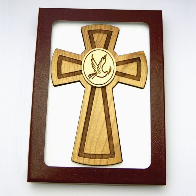 83C - Crucifix avec colombe de paix
